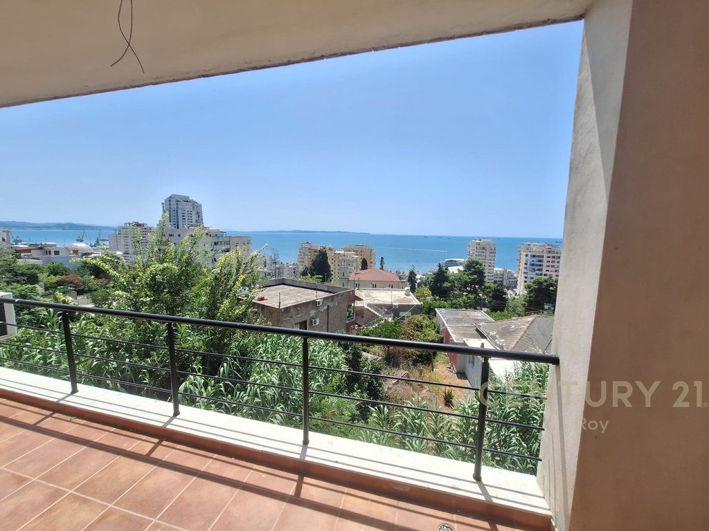Apartament 2+1+2 Me Qira në Vila e Zogut, Durrës - 600€ | 110 m² 4