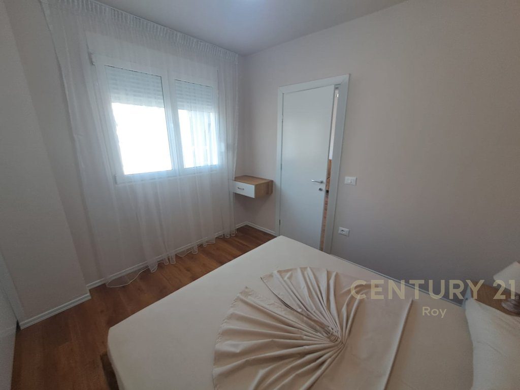 Apartament 1+1+Verande+ Vend Parkingu Për Shitje te Shkembi Kavajes !! 2