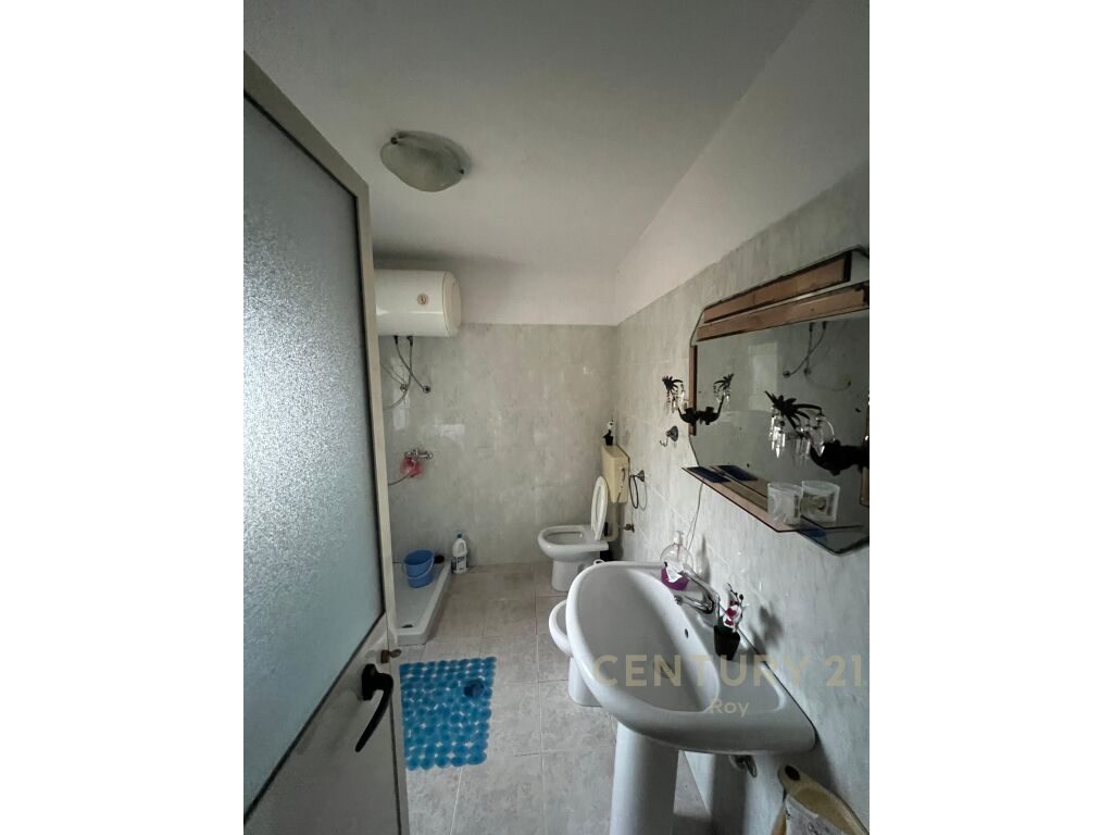 OKAZION **SHITET SHTEPI PRIVATE NE SHKOZET,DURRES!! 650€/m2** 2