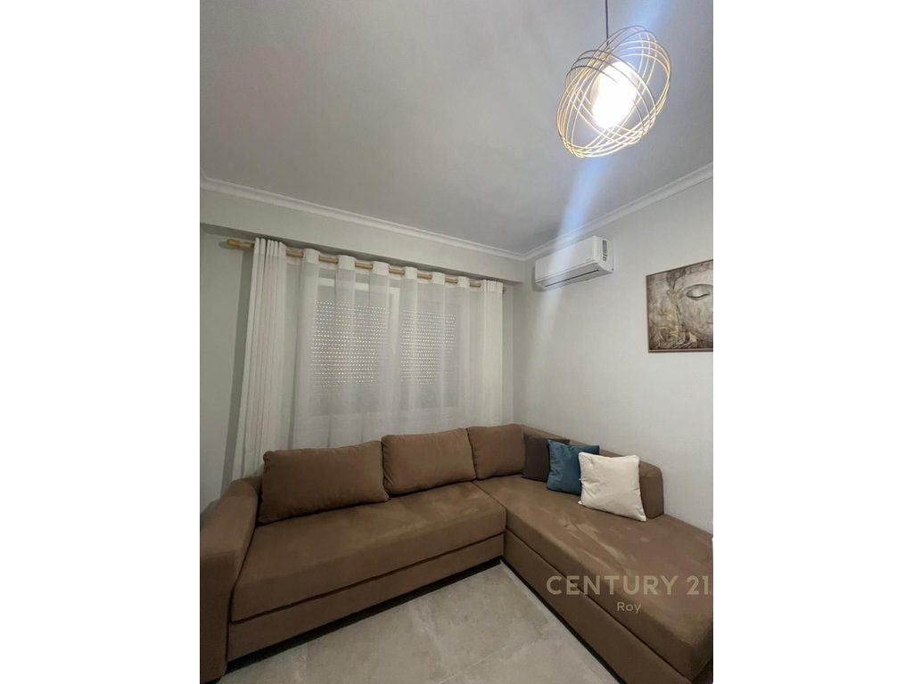 JEPET ME QERA APARTAMENT 1+1 NE GOLEM !!! 2
