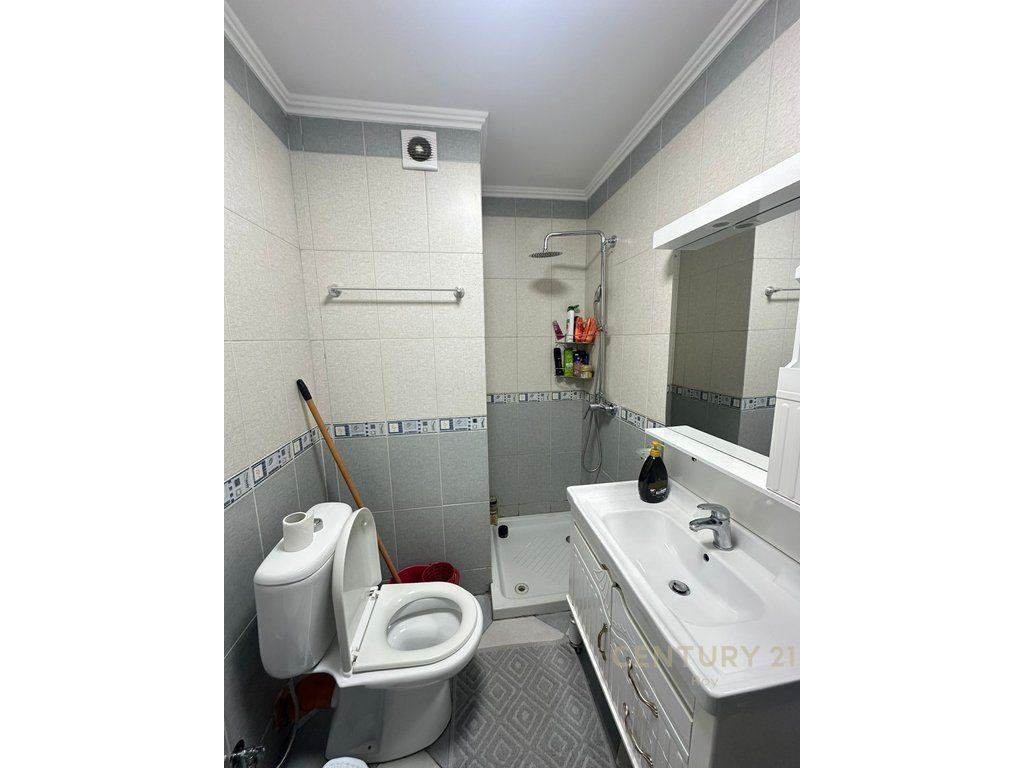 APARTAMENT 2+1+VERANDE PER SHITJE NE NJE KOMPLEKS REZIDENCIAL GOLEM!!! 4