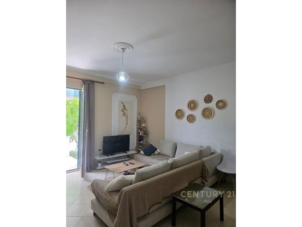 SHITET APARTAMENT 1+1 TEK PISHAT E BUTA! 2