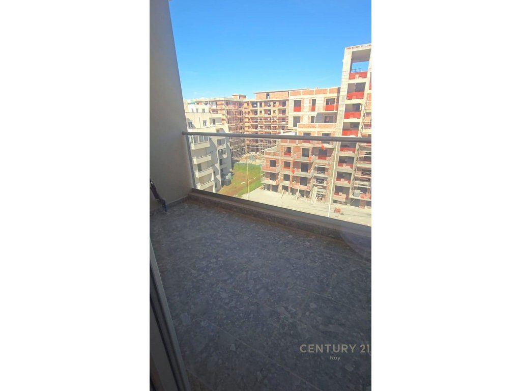 SHITET APARTAMENT 1+1 NE GOLEM ,NDERTIM I RI ! 4