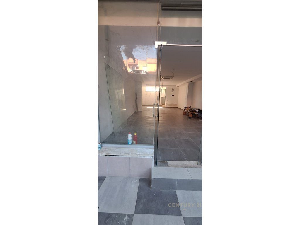 SHITET NJËSI BIZNESI – 71.18 m² _56944 3