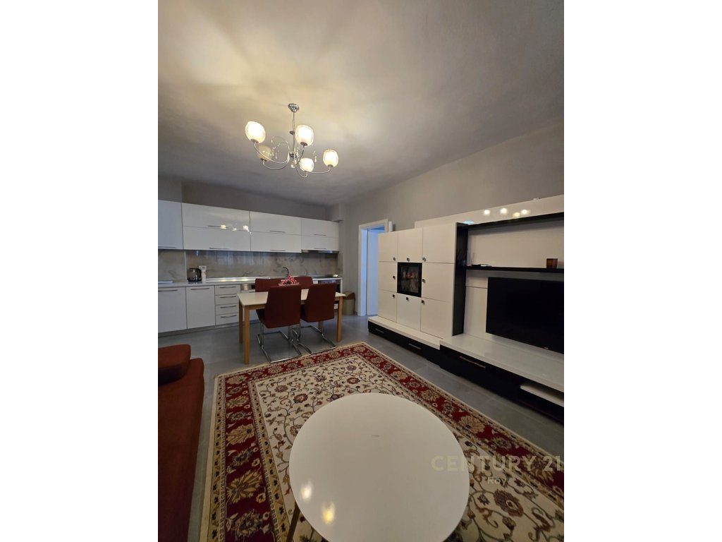 SHITET APARTAMENT 1+1 TEK MALI I ROBIT TEK ''KLAJDI RESORT'' 70M LARG PLAZHIT !! 3