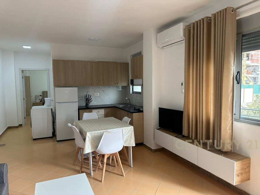 SHITET APARTAMENT 1+1 NE GOLEM 200 METRA LARG DETIT!!! 2