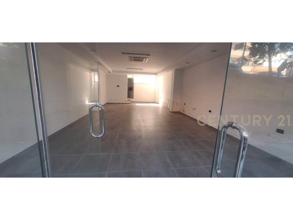 SHITET NJËSI BIZNESI – 70.40 m² _56320 4