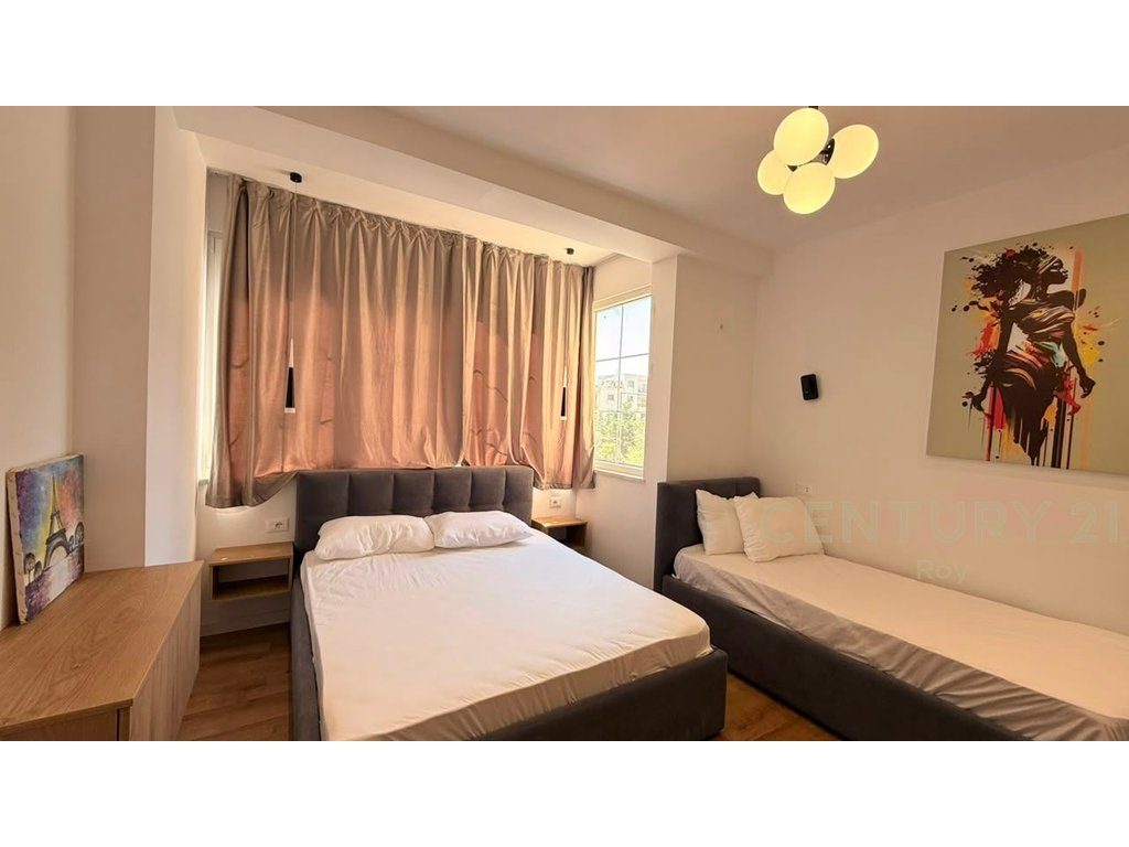 JEPET APARTAMENT 1+1 ME QIRA NE GOLEM! 4