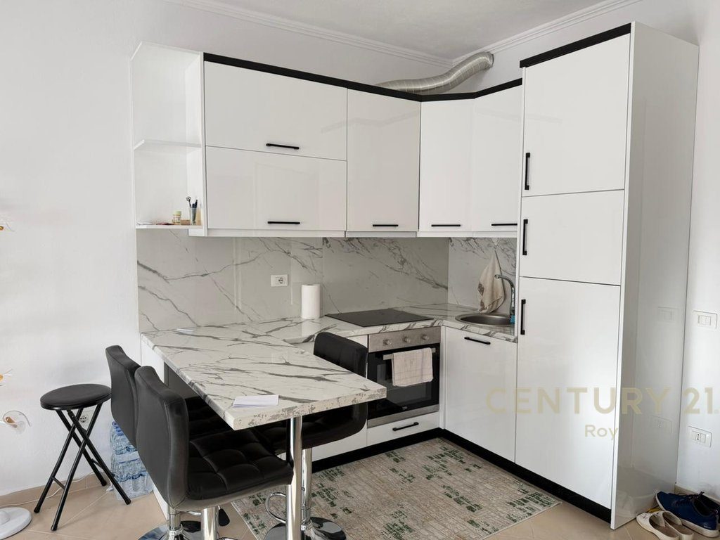 APARTAMENT 1+1 PER SHITJE NE QENDER TE GOLEMIT!!! 3