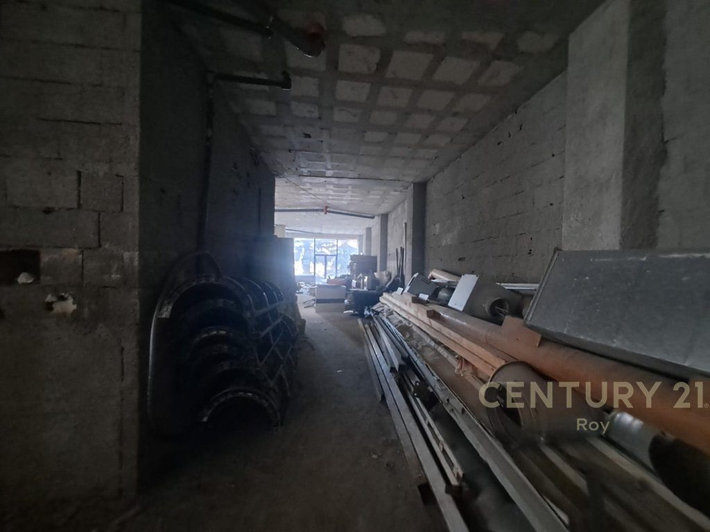 Hapësirë multifunksionale Për Qera në Plazh, Durrës 50m Distance nga Deti. 3