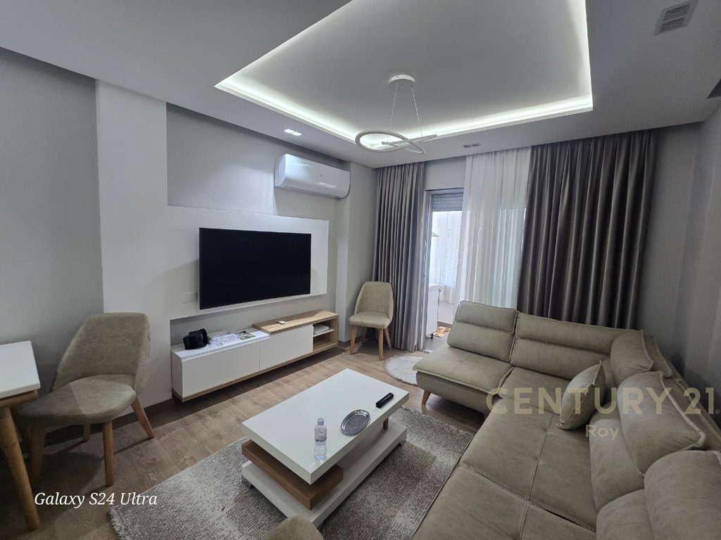 SHITET APARTAMENT 2+1+2 TEK VALA PARK , DURRES!! 2