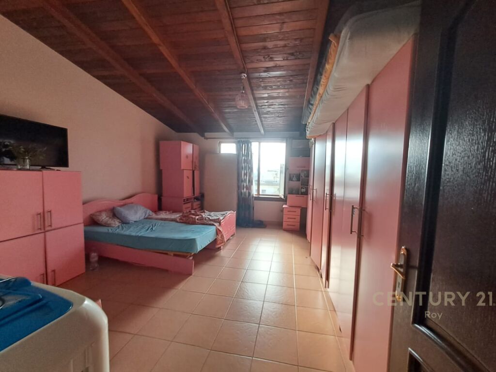Papafingo 3+2+2 Për Shitje në Lagja nr.6, Durrës - 230000€ | 235m² 3