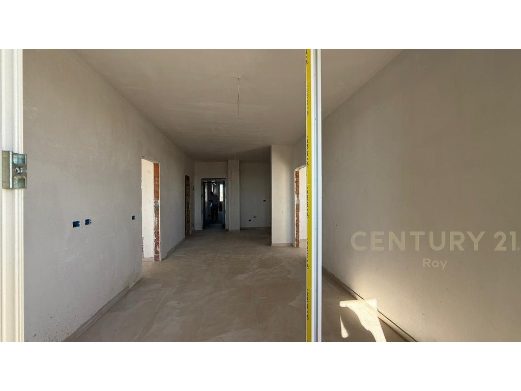 SHITET APARTAMENT 2+1+2T,ME PAMJE DETI NE GOLEM! 3