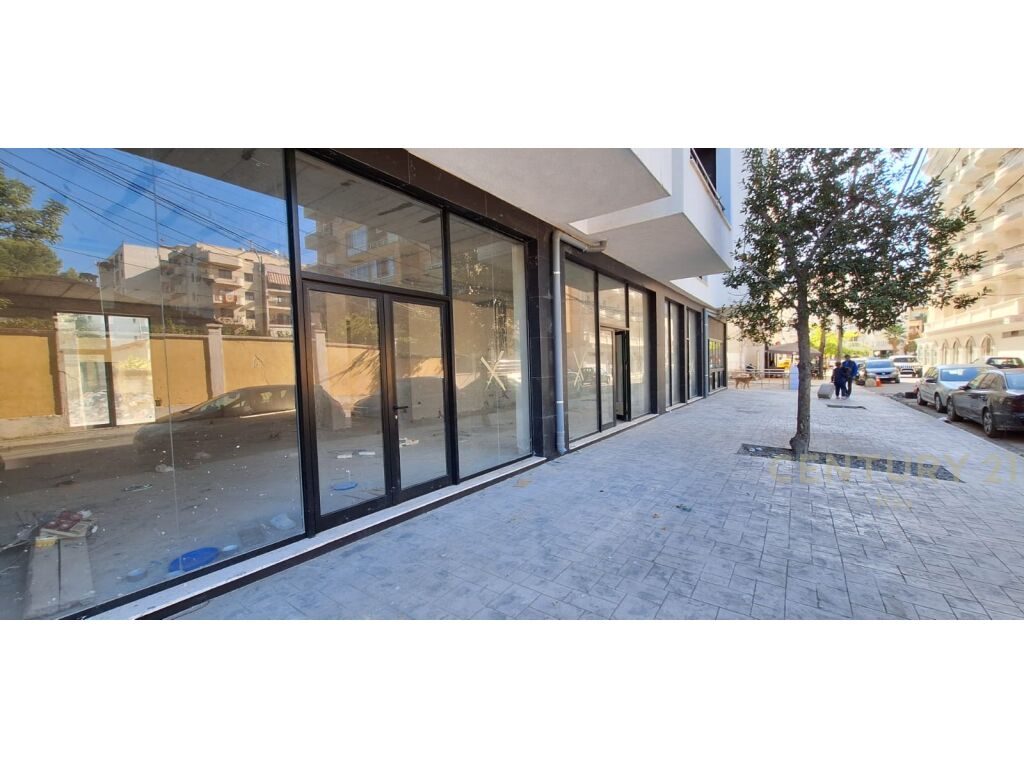 SHITET NJESI KOMERCIALE NE ZONEN E PLAZHIT, DURRES