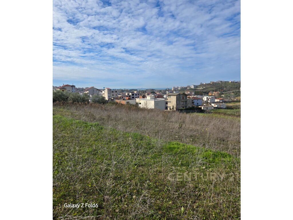 Tokë për Shitje në Shkallnur, Durrës - 300000€ | 5000 m² 2