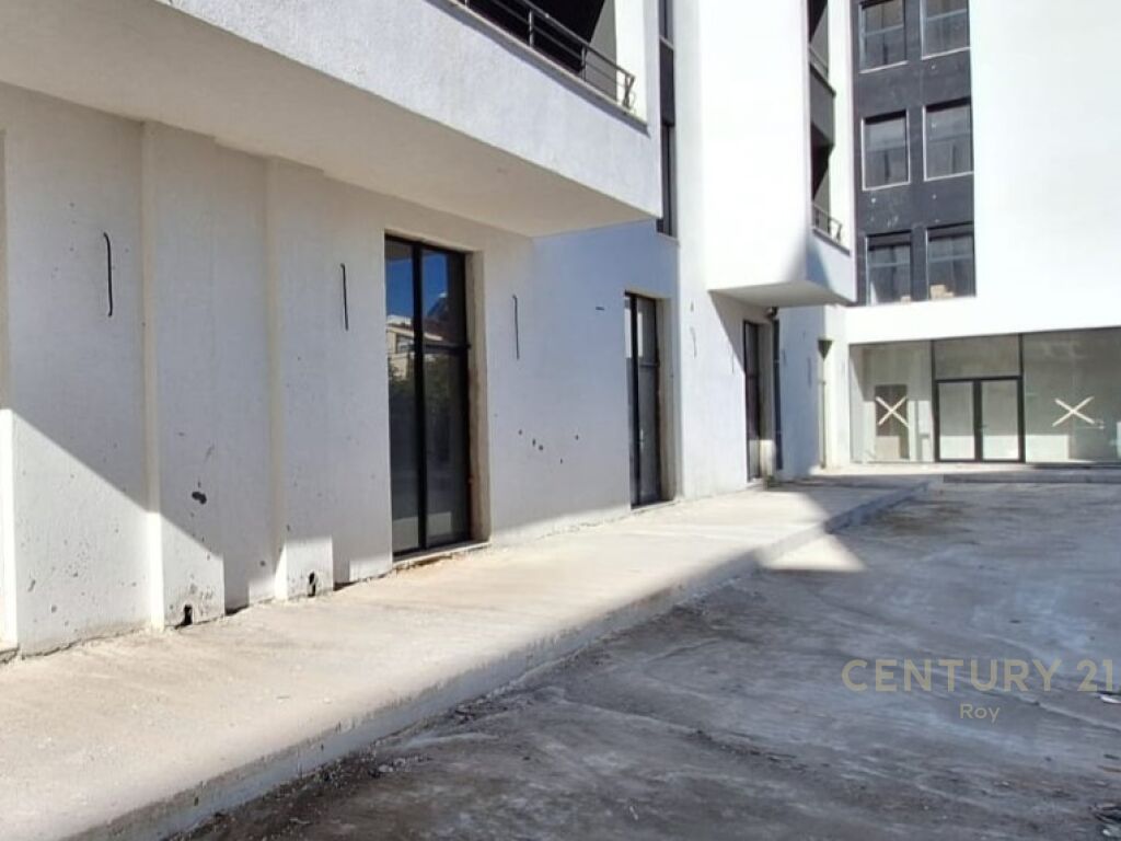 SHITET NJESI KOMERCIALE NE ZONEN E PLAZHIT, DURRES 2
