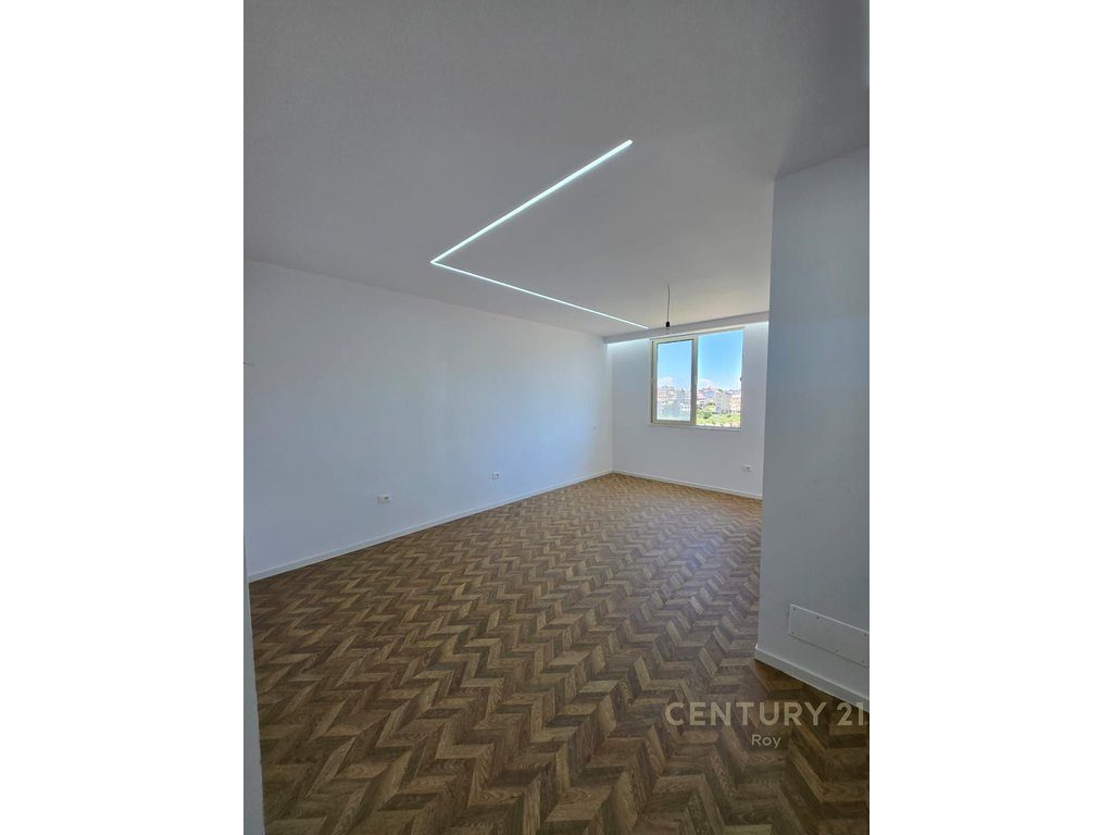 SHITET APARTAMENT 1+1 PRANE V.M REZIDENC NE GOLEM !!! 4