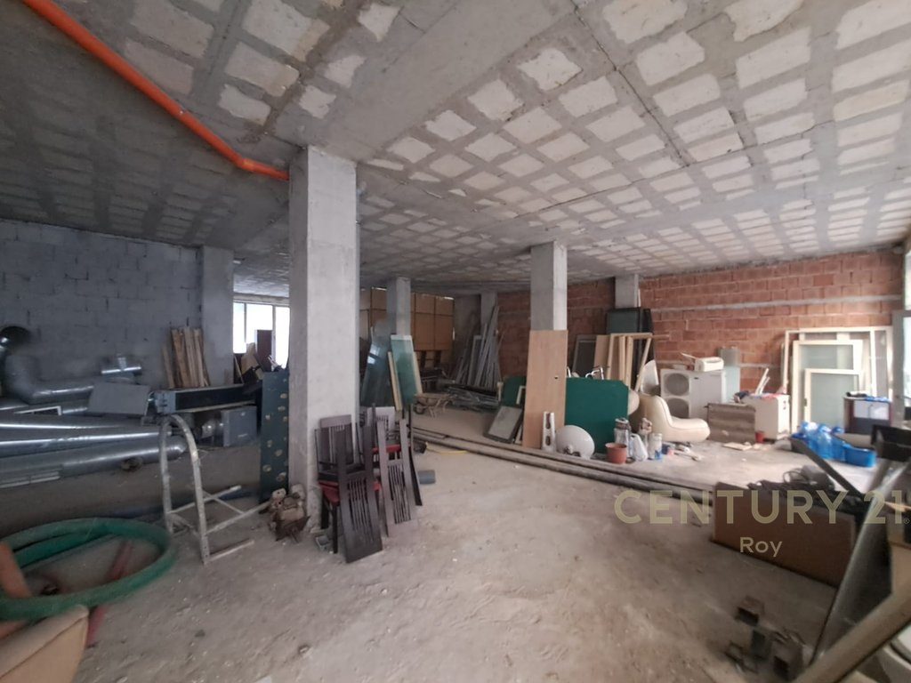 Hapësirë multifunksionale Për Shitje në Plazh, Durrës 50m Distance nga Deti. 4