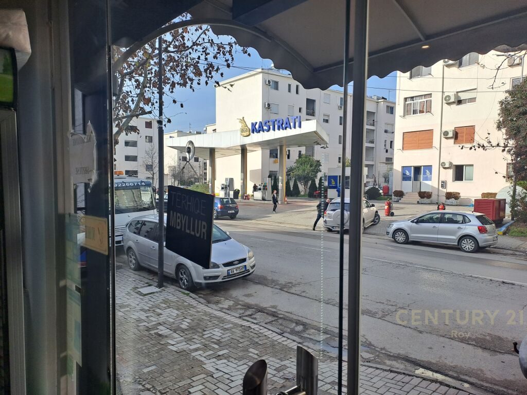 SHITET DYQAN BUZE RRUGES NE LAGJEN 12 ,RRUGA HYSEN KERTUSHA!!!