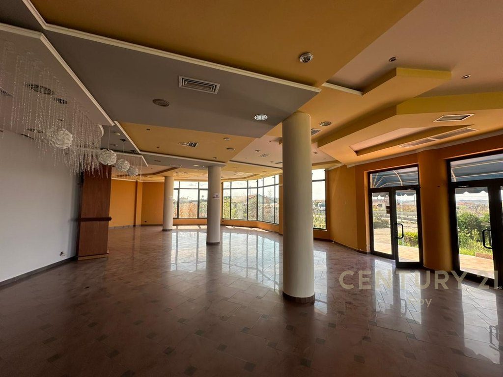NJESI BIZNESI PER INVESTIM NE HYRJE TE KAVAJES BAR/RESTORANT/HOTELERI!!! 4