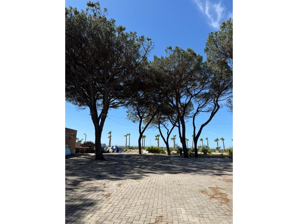 SHITET APARTAMENT 2+1 VIJE E PARE ME DETIN NE MALIN E ROBIT , DURRES !