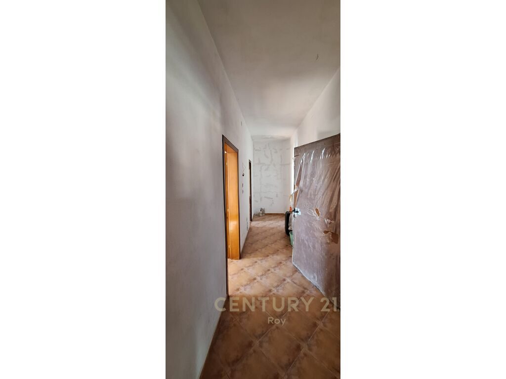 AMBJENT PER ZYRE PER QIRA NE VOLLGA - 400€ 3
