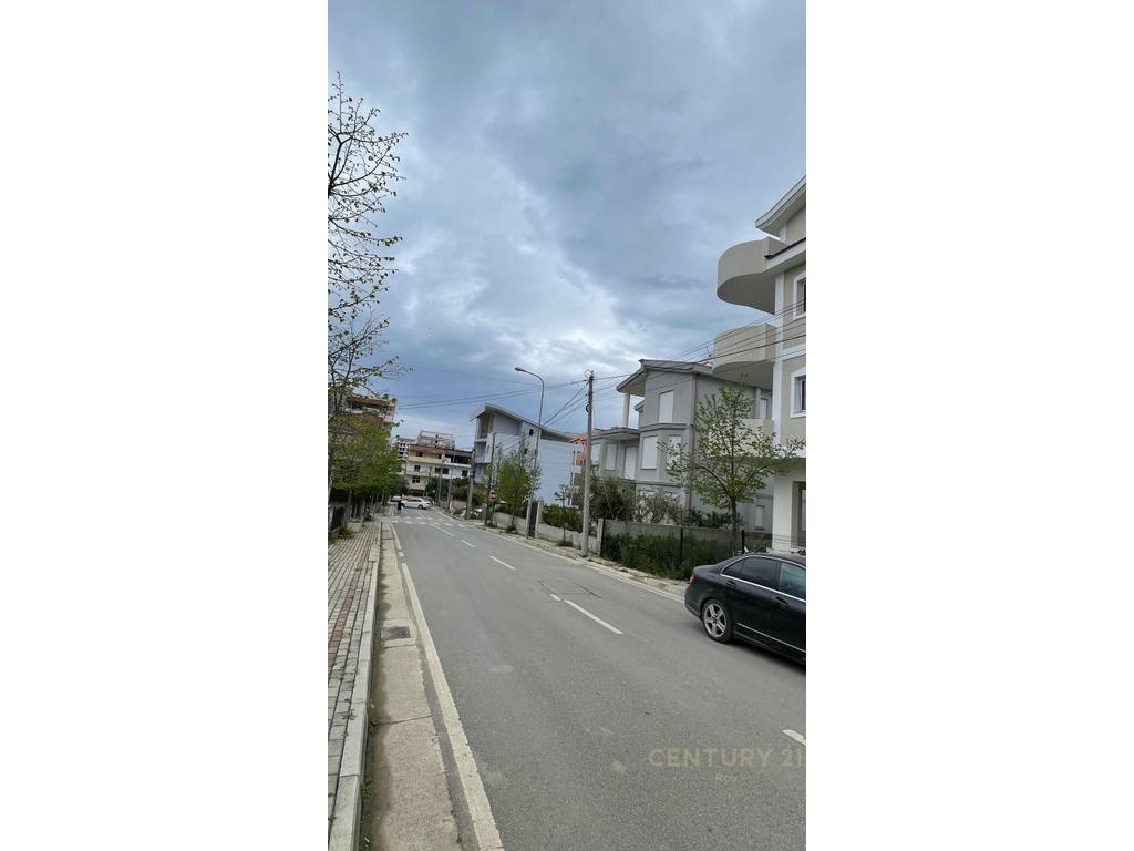 SHITET GODINE 4KATESHE NE GOLEM.