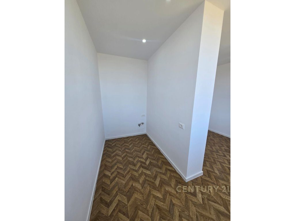 SHITET APARTAMENT 1+1 PRANE V.M REZIDENC NE GOLEM !!!