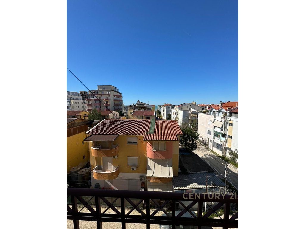 Shiten 2 Apartamente të Bashkuara në 1 – Golem, Pranë Detit 3