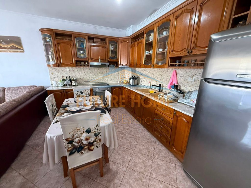 Shitet, Apartament 2+1, Kodra e Diellit, Tiranë