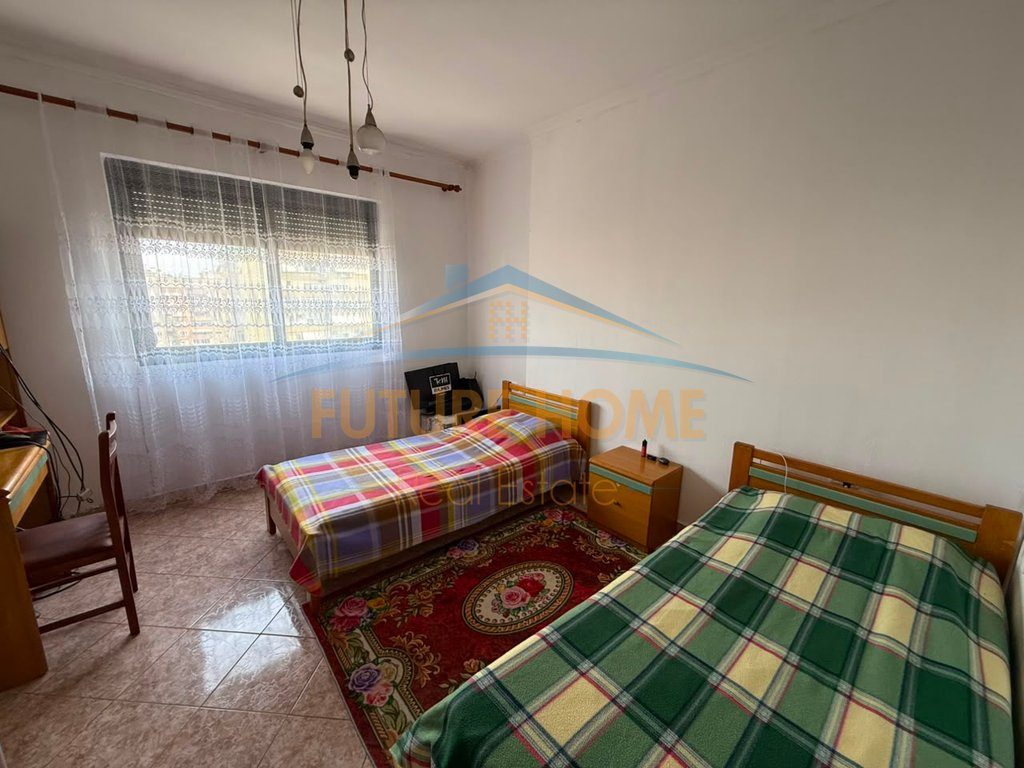 Shitet, Apartament 2+1, Kodra e Diellit, Tiranë 3