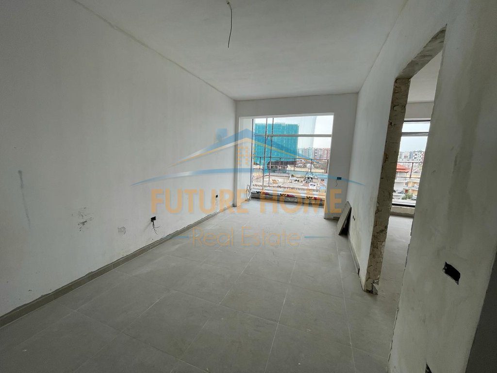Shitet, Apartament 1+1, Rruga Babë Rexha, Tiranë. 3
