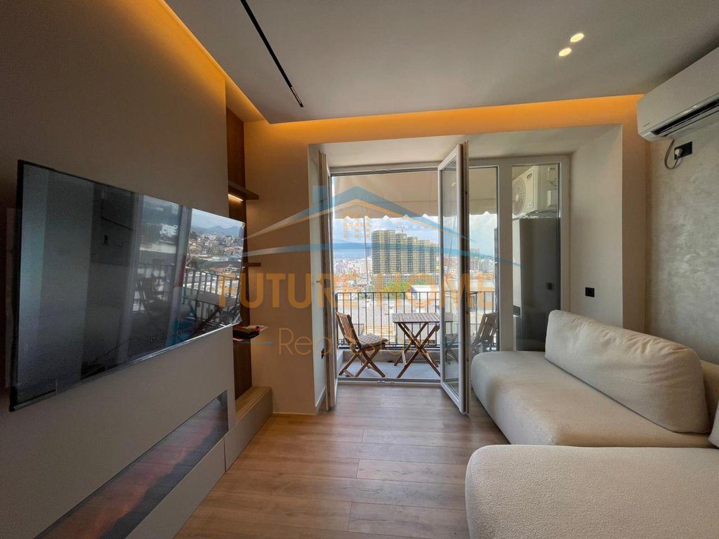 Shitet, Apartament 2+1, Rruga Dritan Hoxha, Tiranë.
