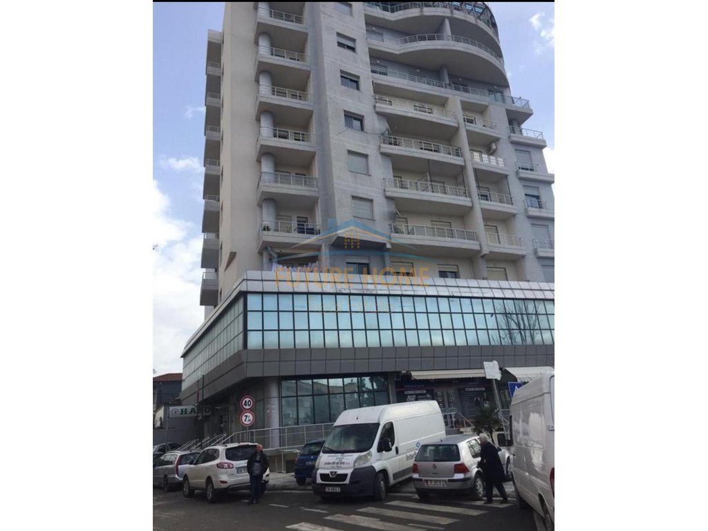 Shiten, 2 Ambiente Biznesi, Vlorë 3