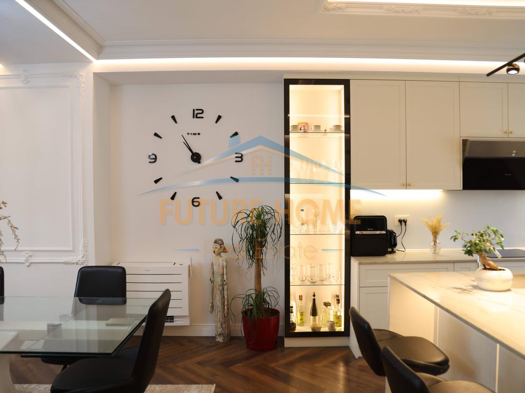 Disponojmë Apartament 4+1+3+2Poste Parkimi për Shitje në Rezidencën "EURO 3D", Selitë