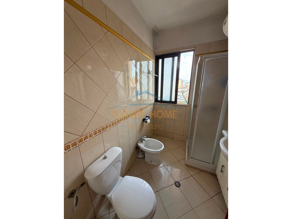 Shitet, Apartament 2+1, Kodra e Diellit, Tiranë