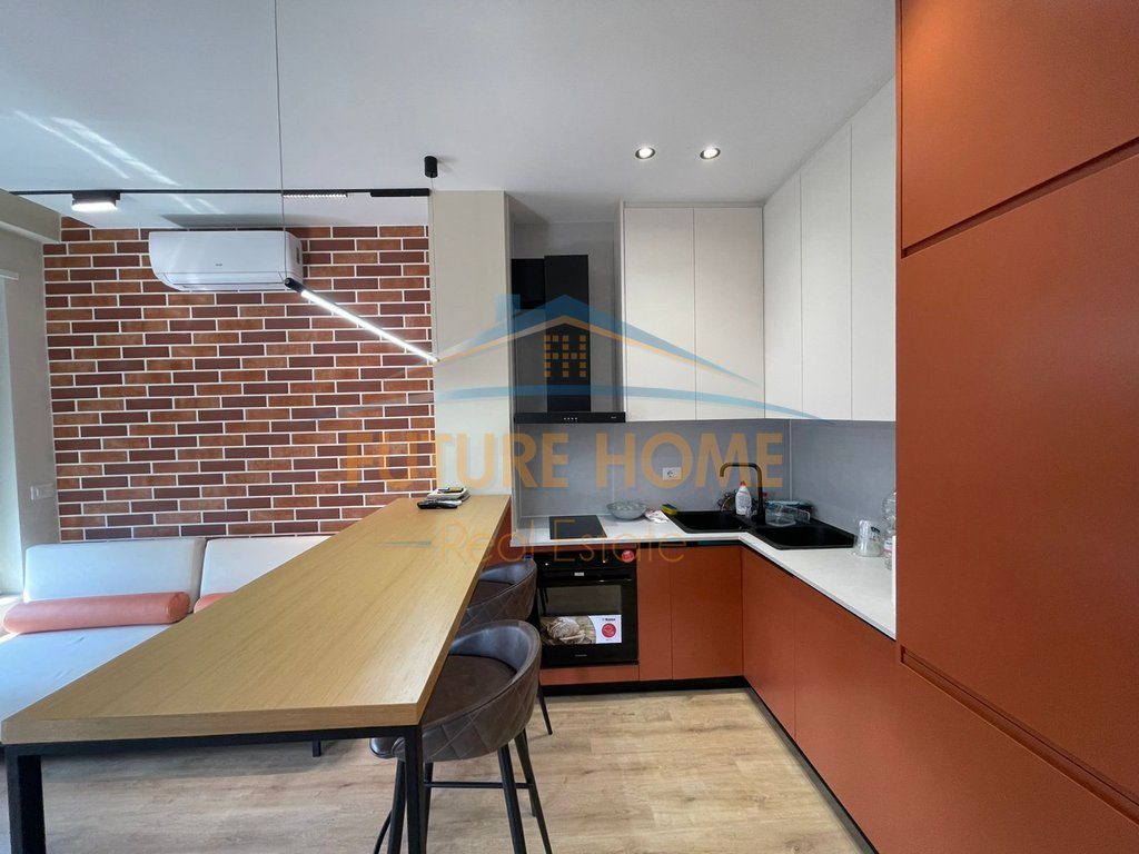Qera, Apartament 1+1, Bulevardi i Ri, Tiranë.