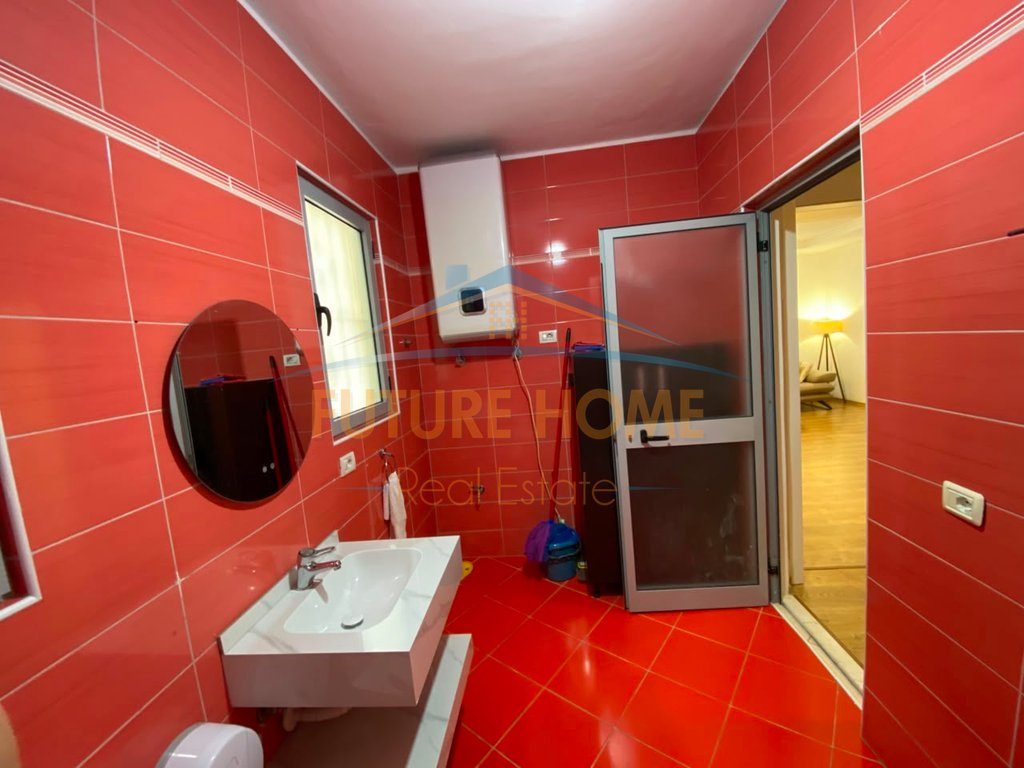 Shitet, Apartament 1+1, Fresku, Tiranë 4