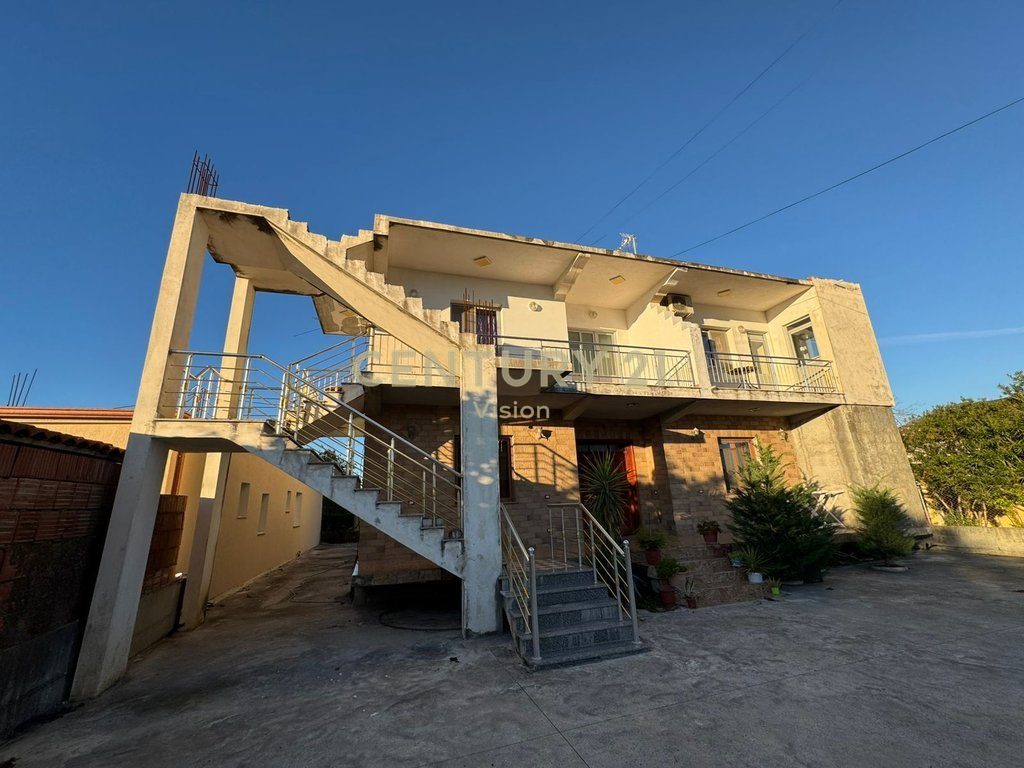 Hotel for sale in Velipoje | 891 m²