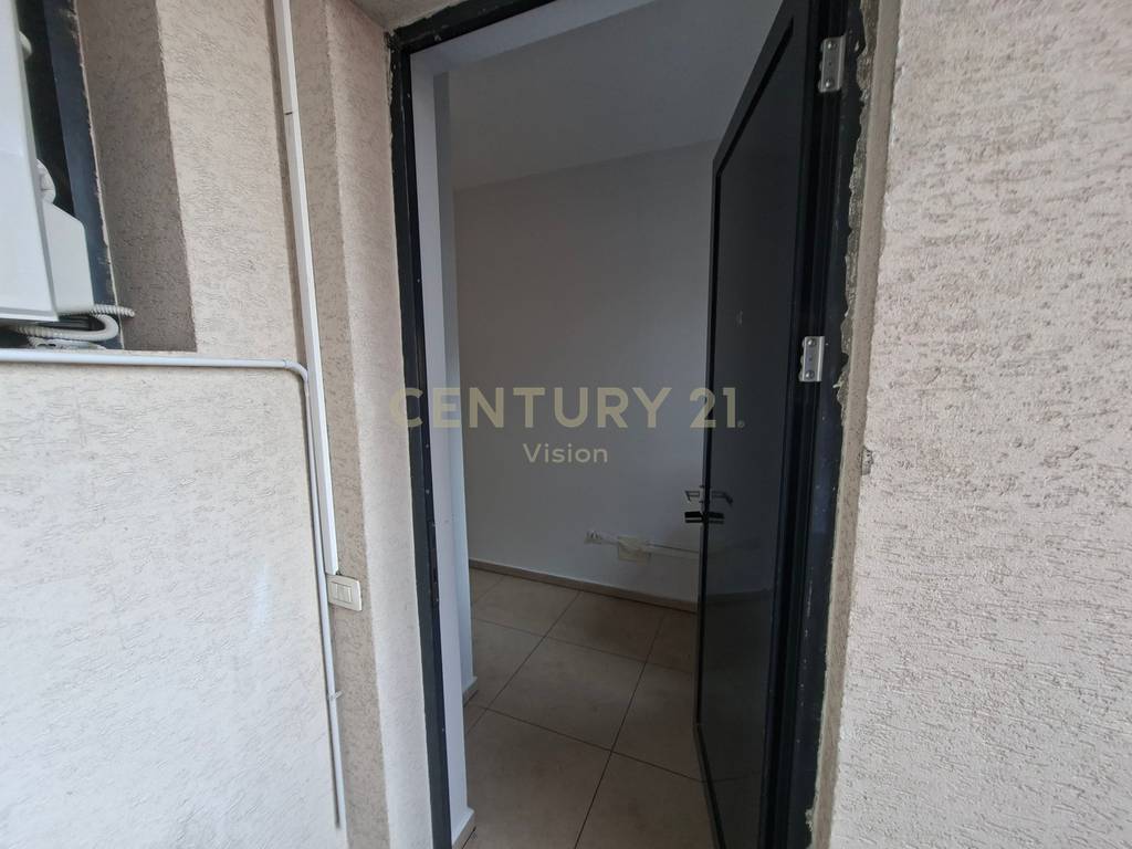 Business premises for rent 2