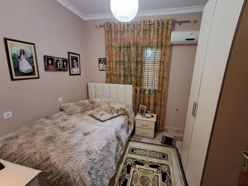 3-storey villa + land for sale in Tophanë, Shkodër - 363 m² 4