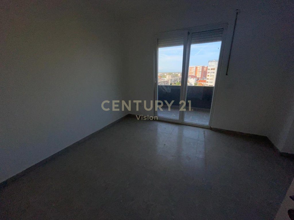 Apartment for sale 3+1+2 near Prek Cali Square, Shkodra 2