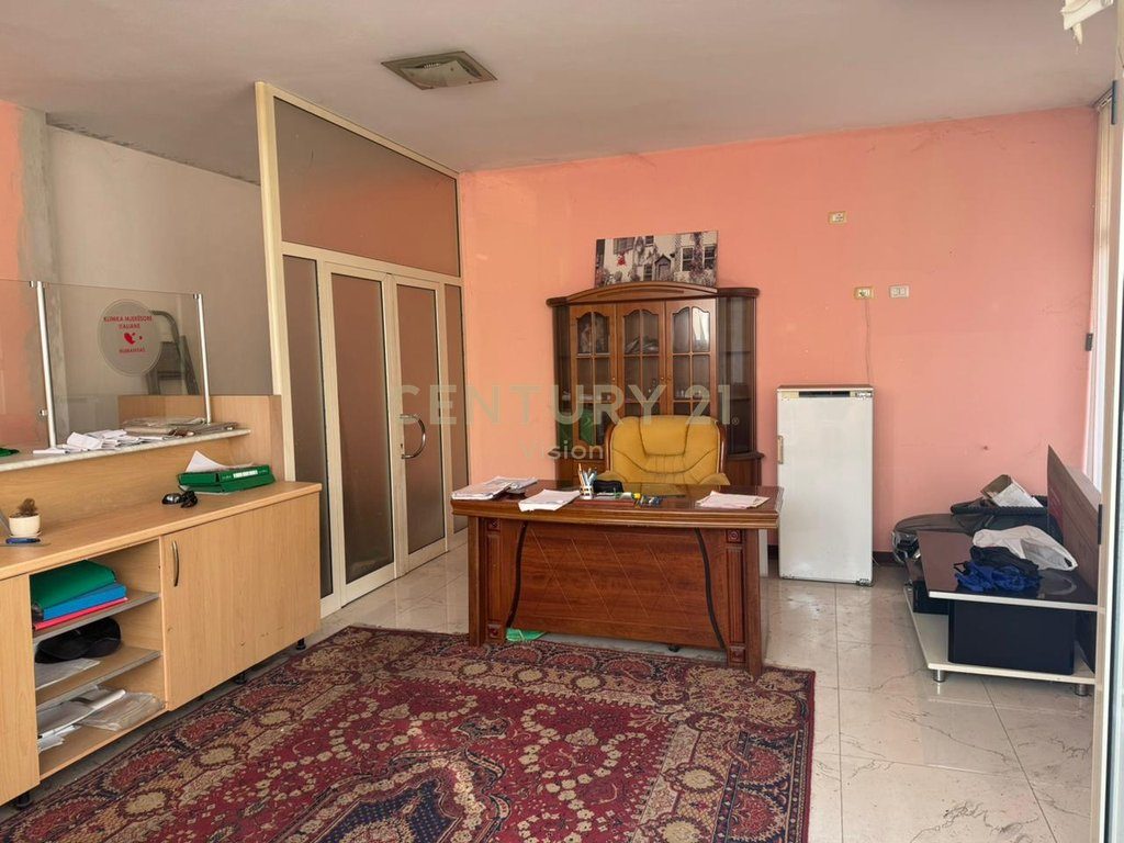 Business premises for rent near Dervishbeg Bridge, Shkoder