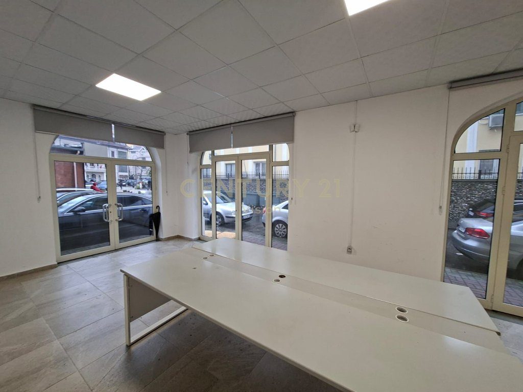 Business premises for sale near Shkoder Cathedral 3