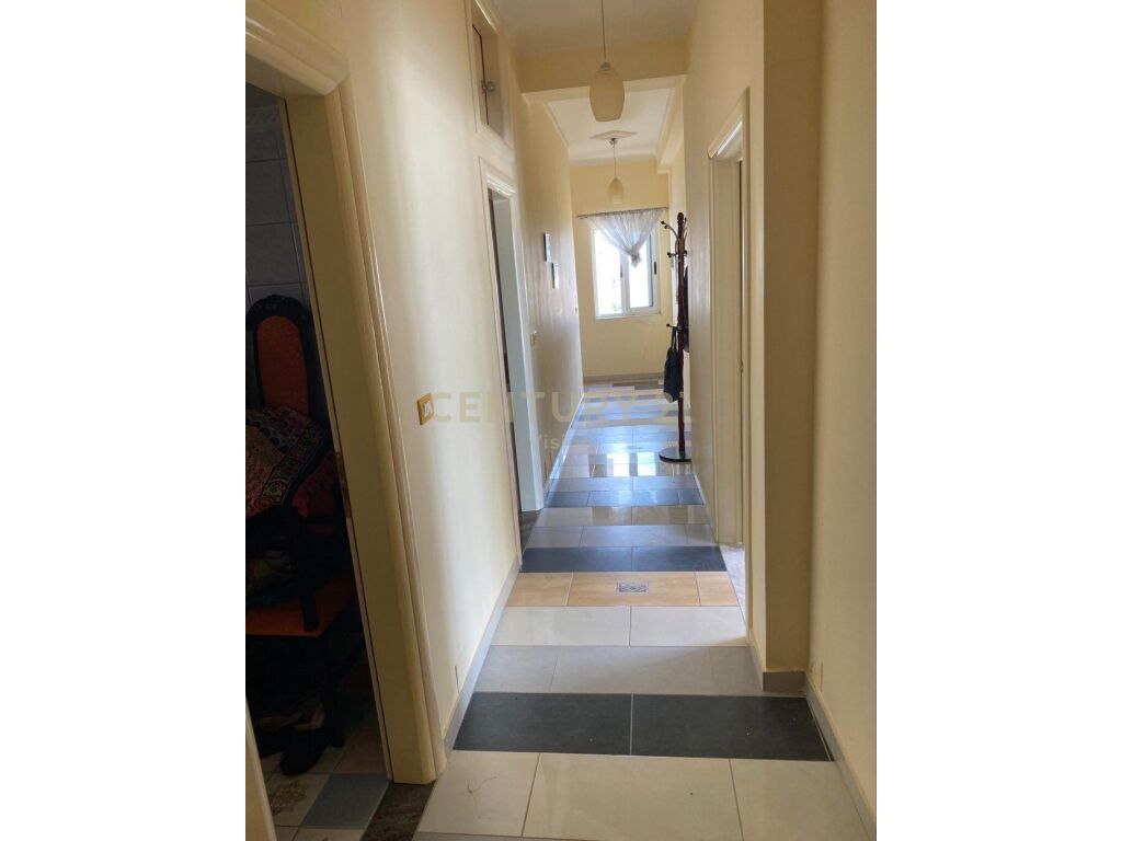 3-storey villa + business premises for sale in Zues, Shkodër 2