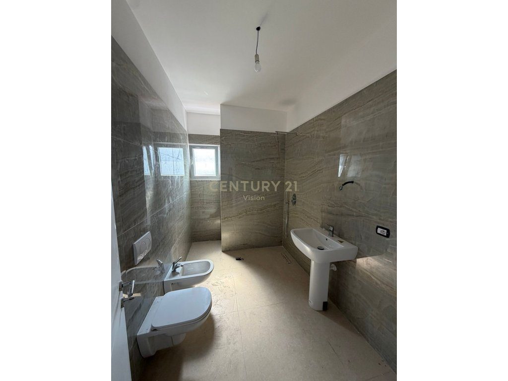 Apartment 2+1+2 For Sale in Shengjin - €158,340 | 121.8 m² 1