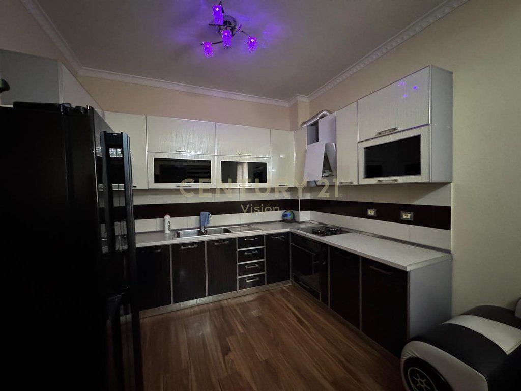 3-story villa for sale in Dergu, Shkoder 4