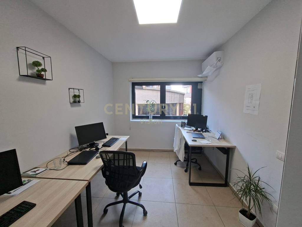 Business premises for rent 4