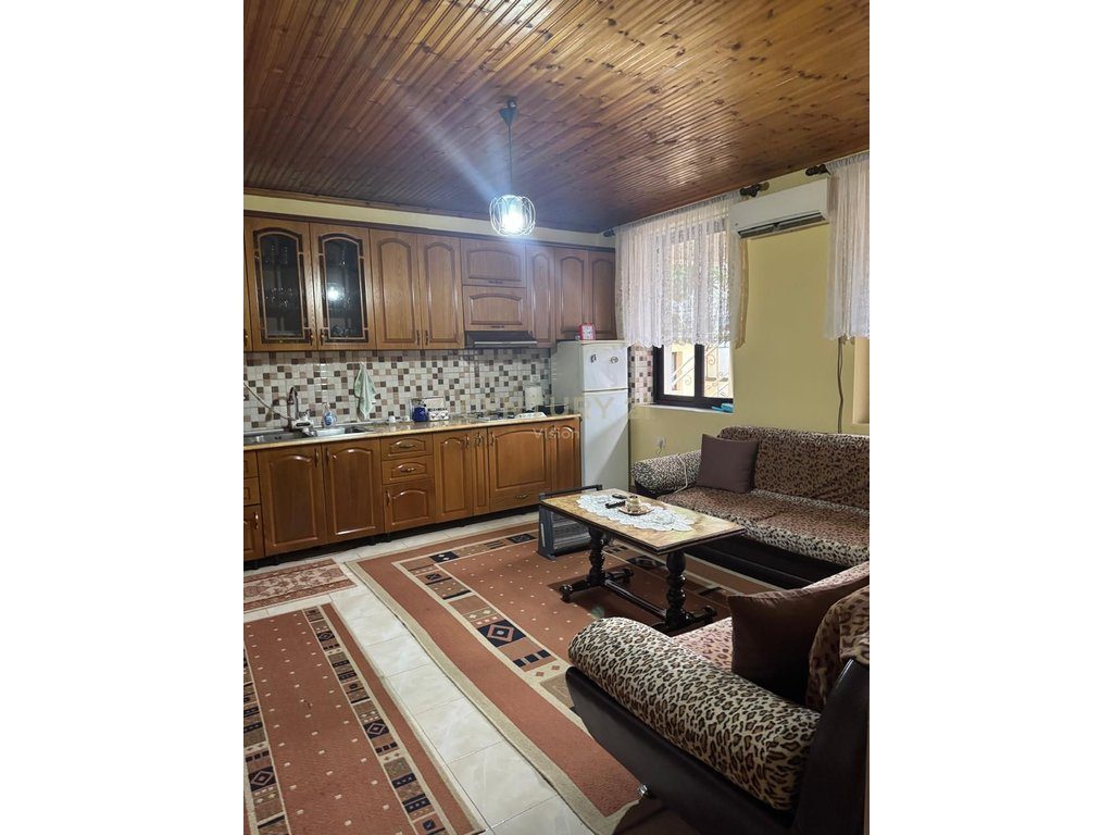 Two-story private house for sale near the Turkish College, Shkodër