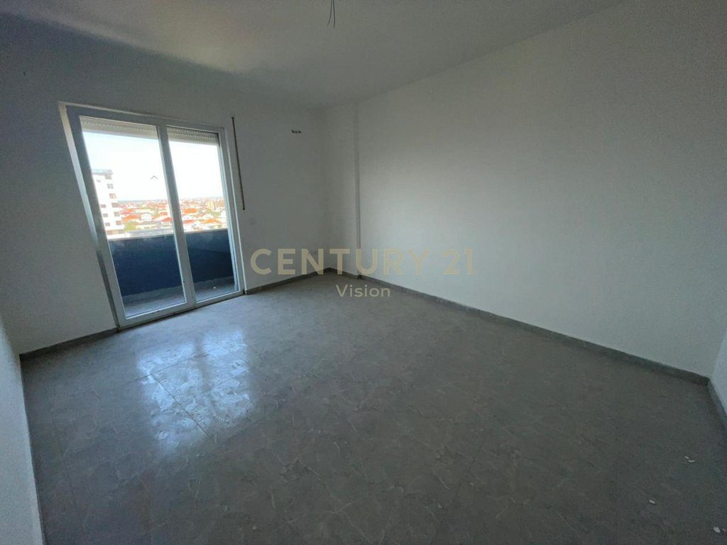 Apartment for sale 3+1+2 near Prek Cali Square, Shkodra